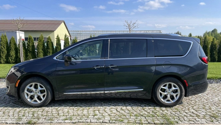 Chrysler Pacifica cena 129000 przebieg: 95000, rok produkcji 2020 z Czaplinek małe 596
